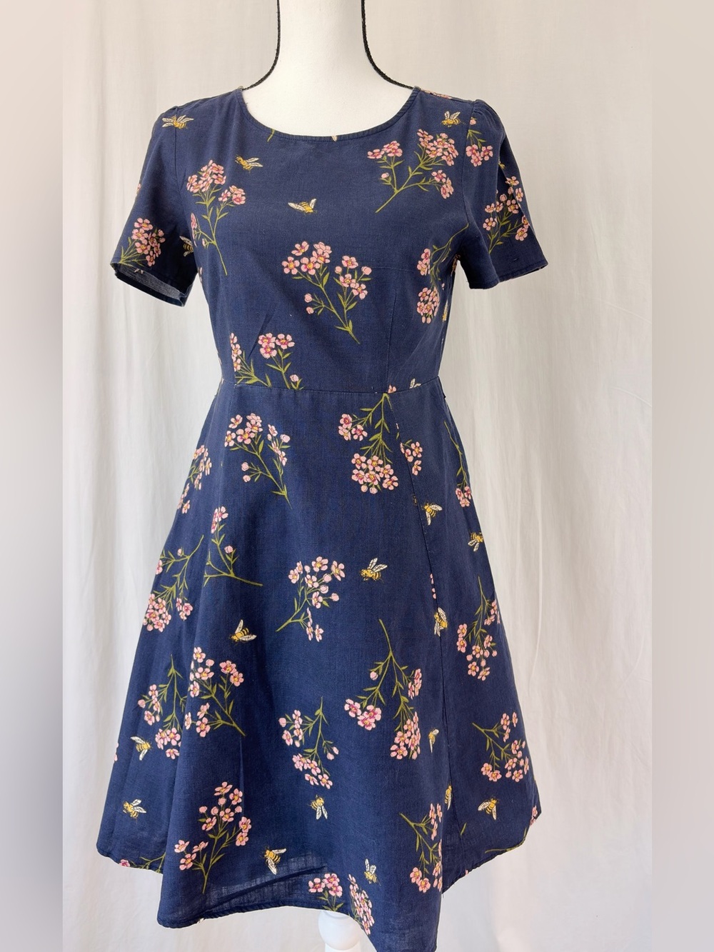 Princess Highway Navy Blue Cotton Dress Pink Floral & Yellow Bee Accents size 8